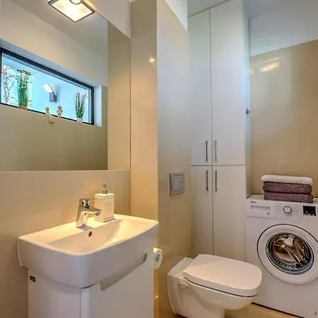Semesterbostad Holiday Home Pobierowo Near Baltic Beach, Cleaning Included Pobierowo
