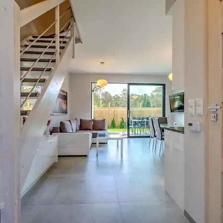 Semesterbostad Holiday Home Pobierowo Near Baltic Beach, Cleaning Included *